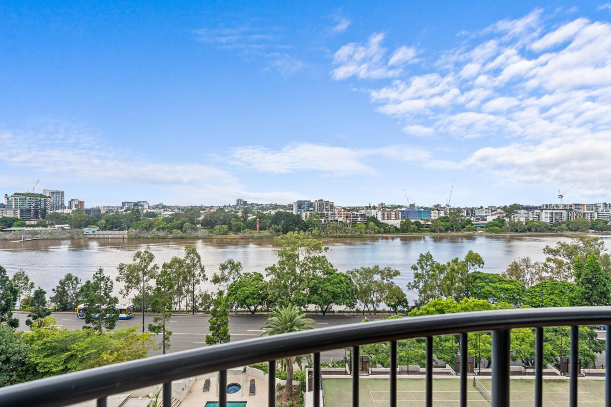 The Oasis Apartments Брісбен Екстер'єр фото